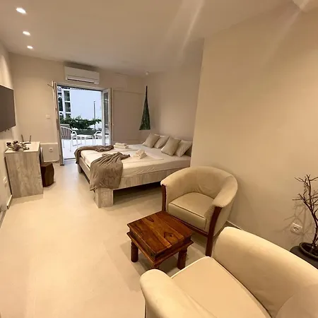 Ocean Floor Apartment *