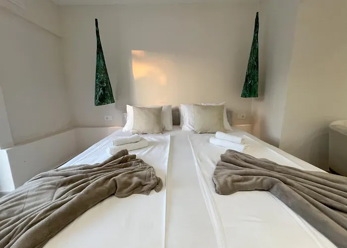 Апартаменты Sea Floor