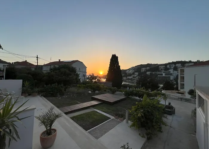 Апартаменты Sea Floor